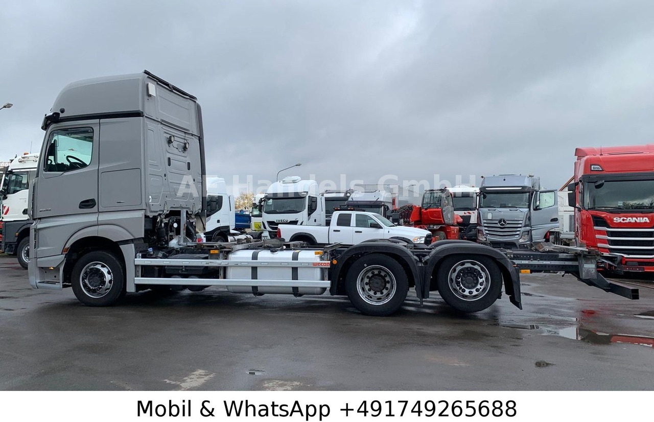 Mercedes-Benz Actros 5 2545 GigaSpace BDF *Retarder/Multi/AHK - ناقلة حاويات/ شاحنة حاويات: صورة 2 Mercedes-Benz Actros 5 2545 GigaSpace BDF *Retarder/Multi/AHK - ناقلة حاويات/ شاحنة حاويات: صورة 2