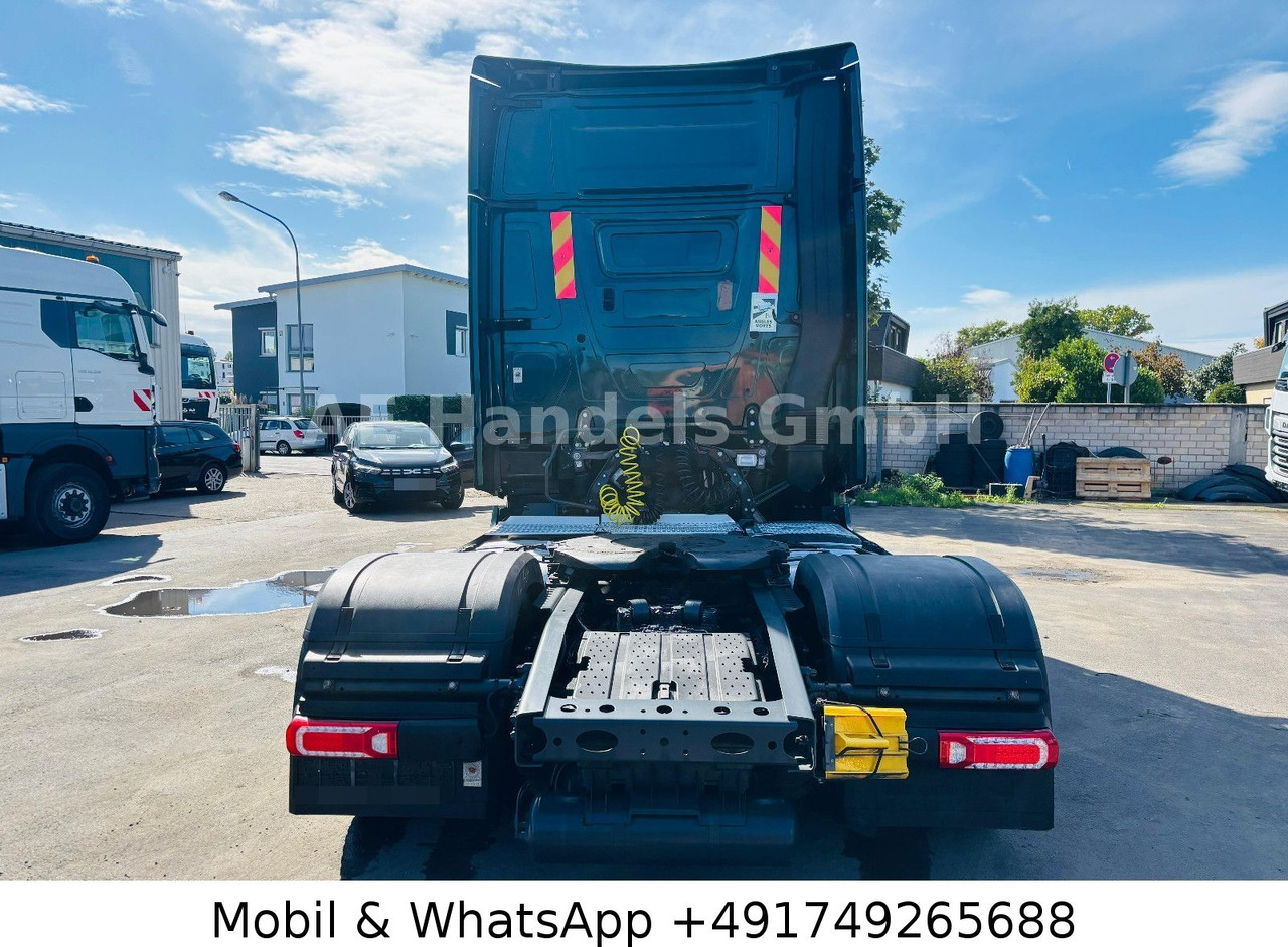 Mercedes-Benz Actros V 1843 L LL LowDeck *Retarder/ACC/2xTank - رأس تريلا: صورة 4 Mercedes-Benz Actros V 1843 L LL LowDeck *Retarder/ACC/2xTank - رأس تريلا: صورة 4