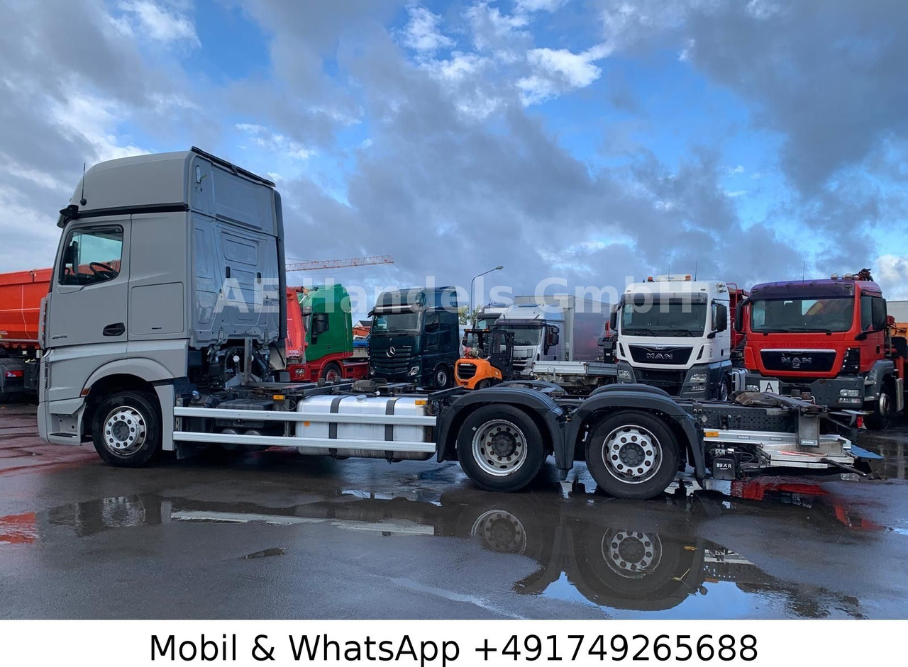 Mercedes-Benz Actros V 2545 BigSpace LL*Retarder/LBW/Lenk+Lift - شاحنة بهيكل معدني للمقصورة: صورة 2 Mercedes-Benz Actros V 2545 BigSpace LL*Retarder/LBW/Lenk+Lift - شاحنة بهيكل معدني للمقصورة: صورة 2