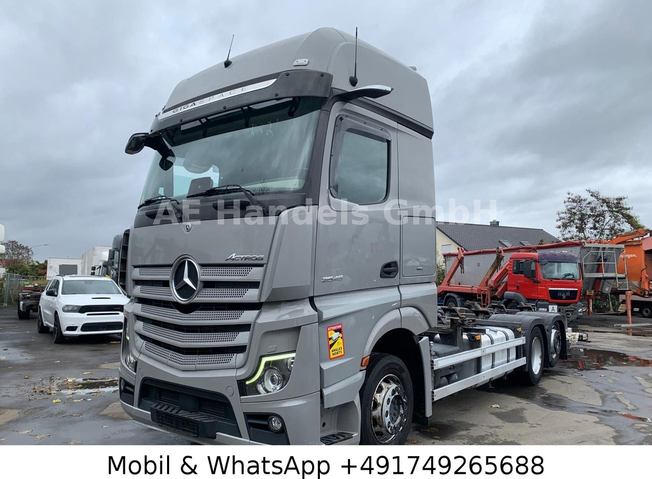 Mercedes-Benz Actros V 2545 GigaSpace BDF LL*Retarder/LBW/L+L - ناقلة حاويات/ شاحنة حاويات: صورة 1 Mercedes-Benz Actros V 2545 GigaSpace BDF LL*Retarder/LBW/L+L - ناقلة حاويات/ شاحنة حاويات: صورة 1