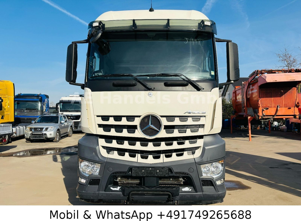 Mercedes-Benz Arocs 2545 BL Velsycon Silo *Retarder/Lenk+Lift - شاحنة قلاب: صورة 2 Mercedes-Benz Arocs 2545 BL Velsycon Silo *Retarder/Lenk+Lift - شاحنة قلاب: صورة 2
