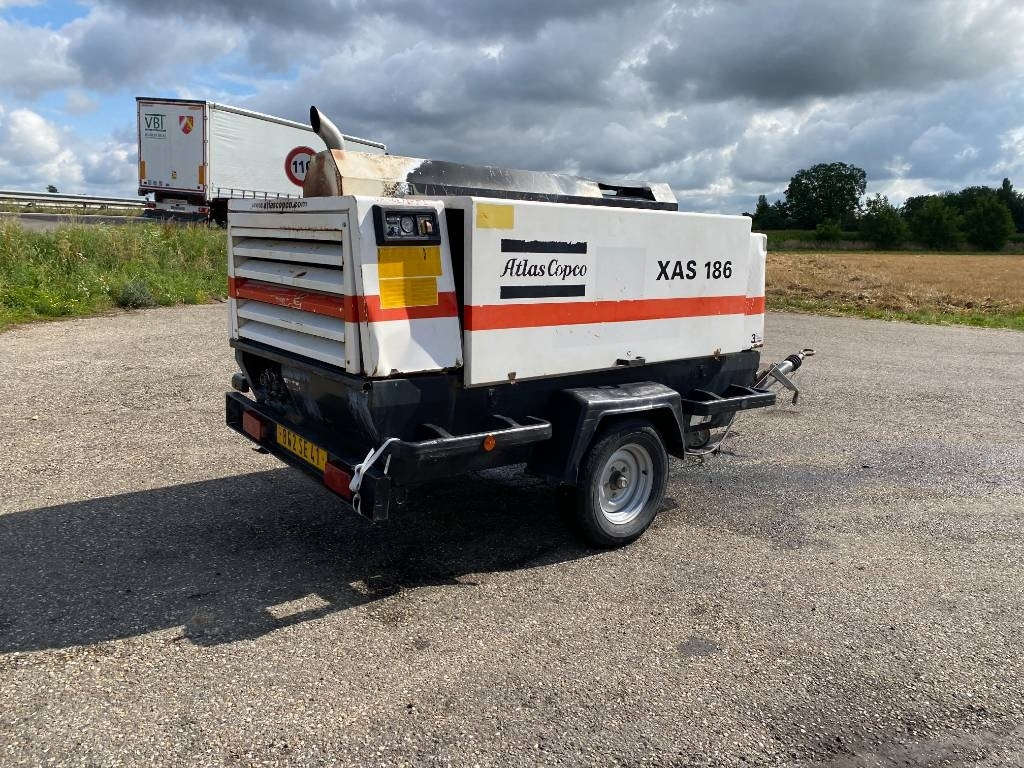 Atlas Copco XAS186DD Euro/Box Certificat CE endommagé - ضاغط هوائي: صورة 4 Atlas Copco XAS186DD Euro/Box Certificat CE endommagé - ضاغط هوائي: صورة 4