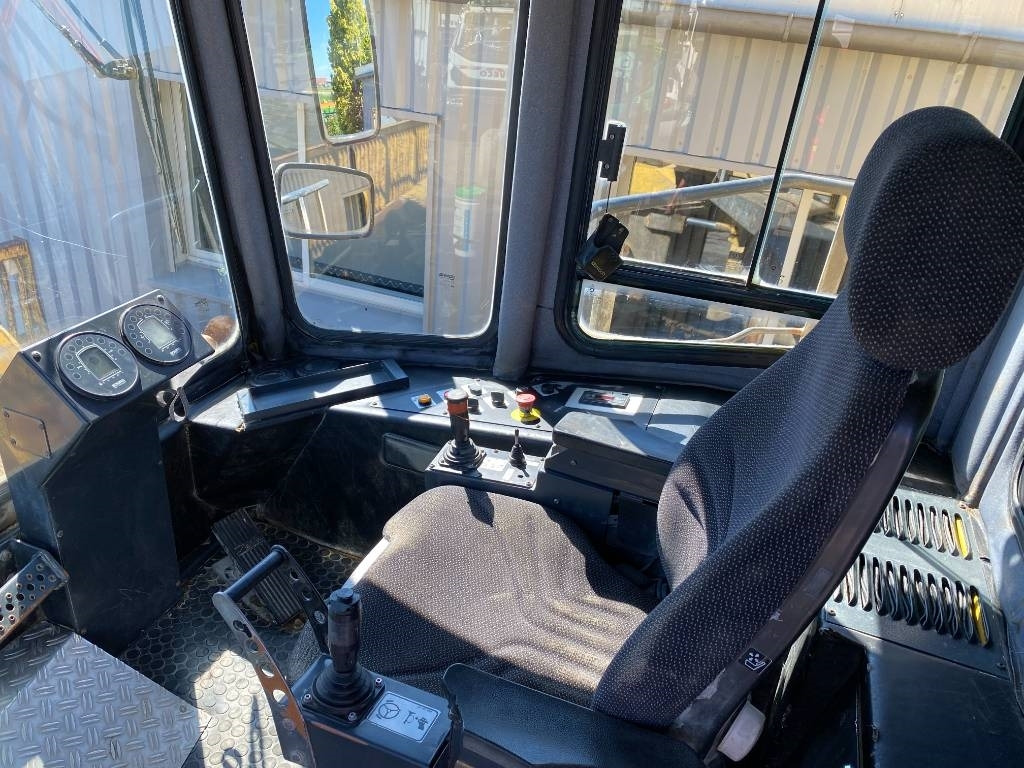 آلة الدك Bomag 1172 RB-2 1er Main / Origine Française: صورة 18 آلة الدك Bomag 1172 RB-2 1er Main / Origine Française: صورة 18