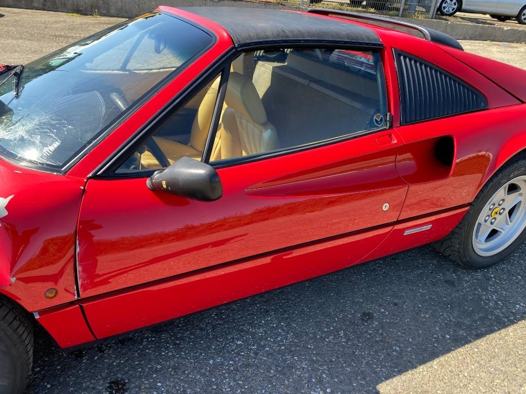 سيارة Ferrari 328 GTS / Origine Française endommagé: صورة 33