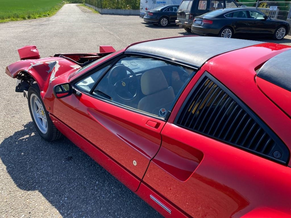سيارة Ferrari 328 GTS / Origine Française endommagé: صورة 34