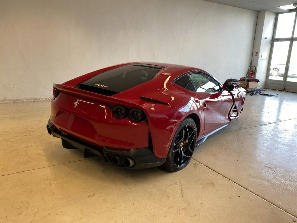 Ferrari 812 SUPERFAST / ROSSO 70ANNI endommagé - سيارة: صورة 5 Ferrari 812 SUPERFAST / ROSSO 70ANNI endommagé - سيارة: صورة 5