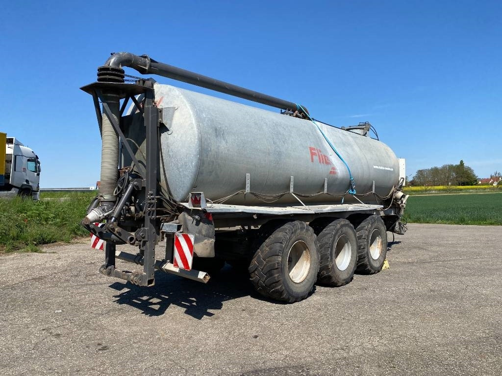 Fliegl WFG10100/Châssis Porteur-Citerne 24000Litres  - صهريج السماد السائل: صورة 4 Fliegl WFG10100/Châssis Porteur-Citerne 24000Litres  - صهريج السماد السائل: صورة 4