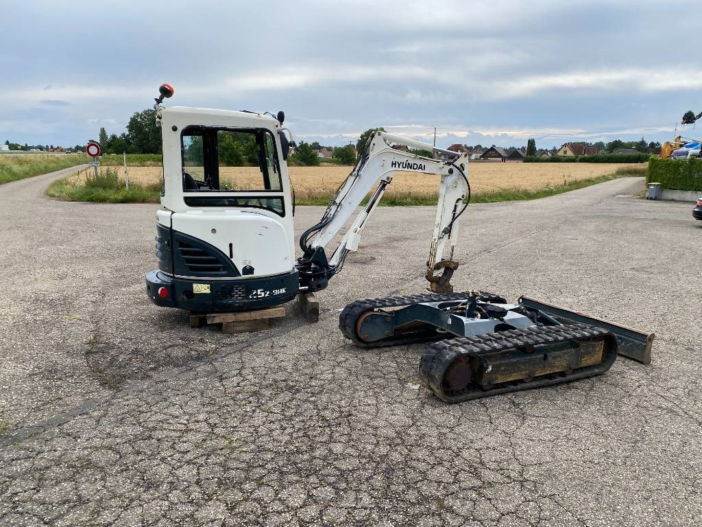 Hyundai ROBEX 25Z-9AK Certificat CE endommagée - حفار صغير: صورة 4 Hyundai ROBEX 25Z-9AK Certificat CE endommagée - حفار صغير: صورة 4