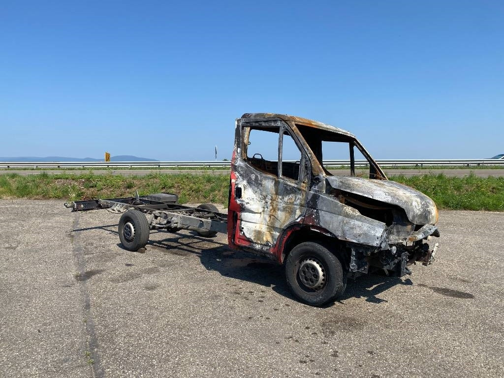 Iveco DAILY 33S12 / 2.3D 115 - فان: صورة 3 Iveco DAILY 33S12 / 2.3D 115 - فان: صورة 3