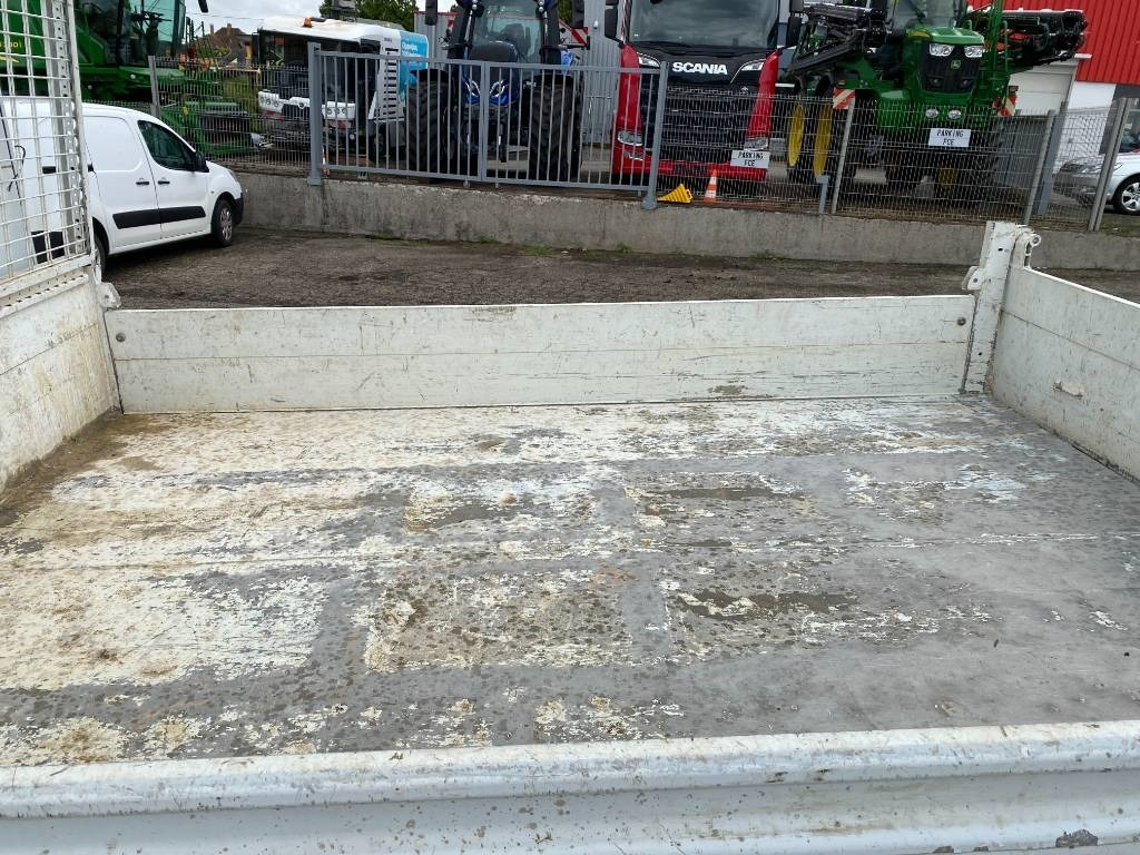 قلاب صغير, الشاحنات الصغيرة كابينة مزدوجة Iveco DAILY 35-140 C14 2.3D/140 / JPM VULCAIN endommagé: صورة 30 قلاب صغير, الشاحنات الصغيرة كابينة مزدوجة Iveco DAILY 35-140 C14 2.3D/140 / JPM VULCAIN endommagé: صورة 30