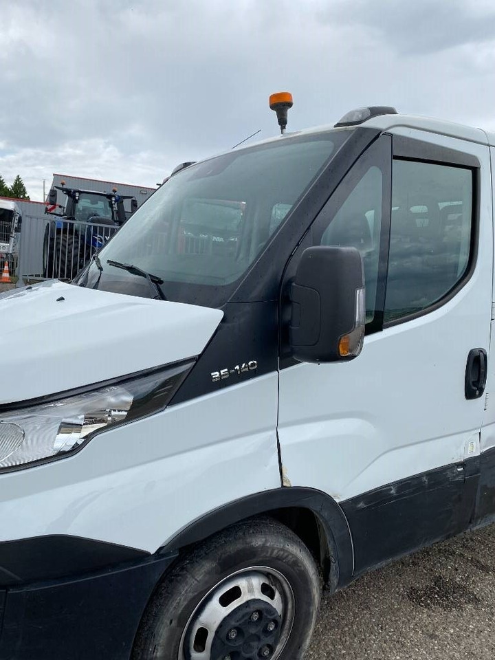 قلاب صغير, الشاحنات الصغيرة كابينة مزدوجة Iveco DAILY 35-140 C14 2.3D/140 / JPM VULCAIN endommagé: صورة 21 قلاب صغير, الشاحنات الصغيرة كابينة مزدوجة Iveco DAILY 35-140 C14 2.3D/140 / JPM VULCAIN endommagé: صورة 21