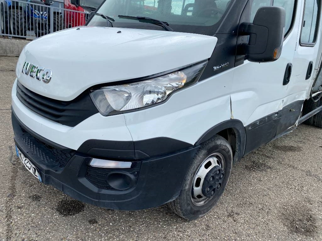 قلاب صغير, الشاحنات الصغيرة كابينة مزدوجة Iveco DAILY 35-140 C14 2.3D/140 / JPM VULCAIN endommagé: صورة 19 قلاب صغير, الشاحنات الصغيرة كابينة مزدوجة Iveco DAILY 35-140 C14 2.3D/140 / JPM VULCAIN endommagé: صورة 19