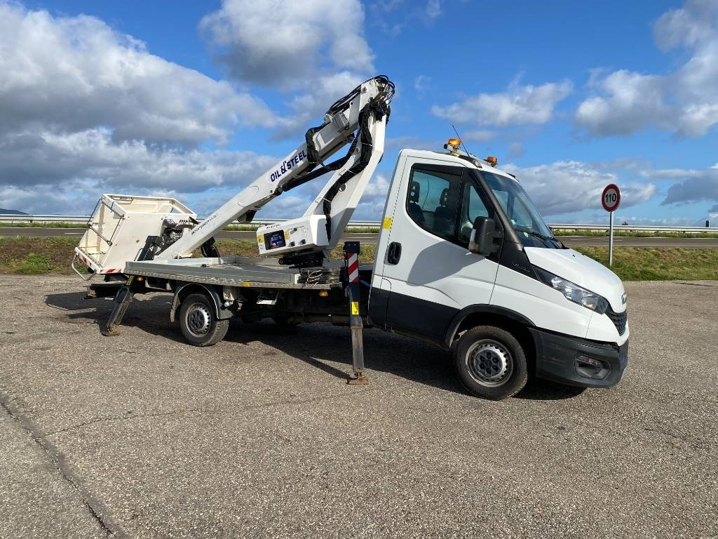 Iveco DAILY 35-140S / 2.3 Multijet 136-OIL&STEEL - منصة محمولة مثبتة على الشاحنة: صورة 5 Iveco DAILY 35-140S / 2.3 Multijet 136-OIL&STEEL - منصة محمولة مثبتة على الشاحنة: صورة 5