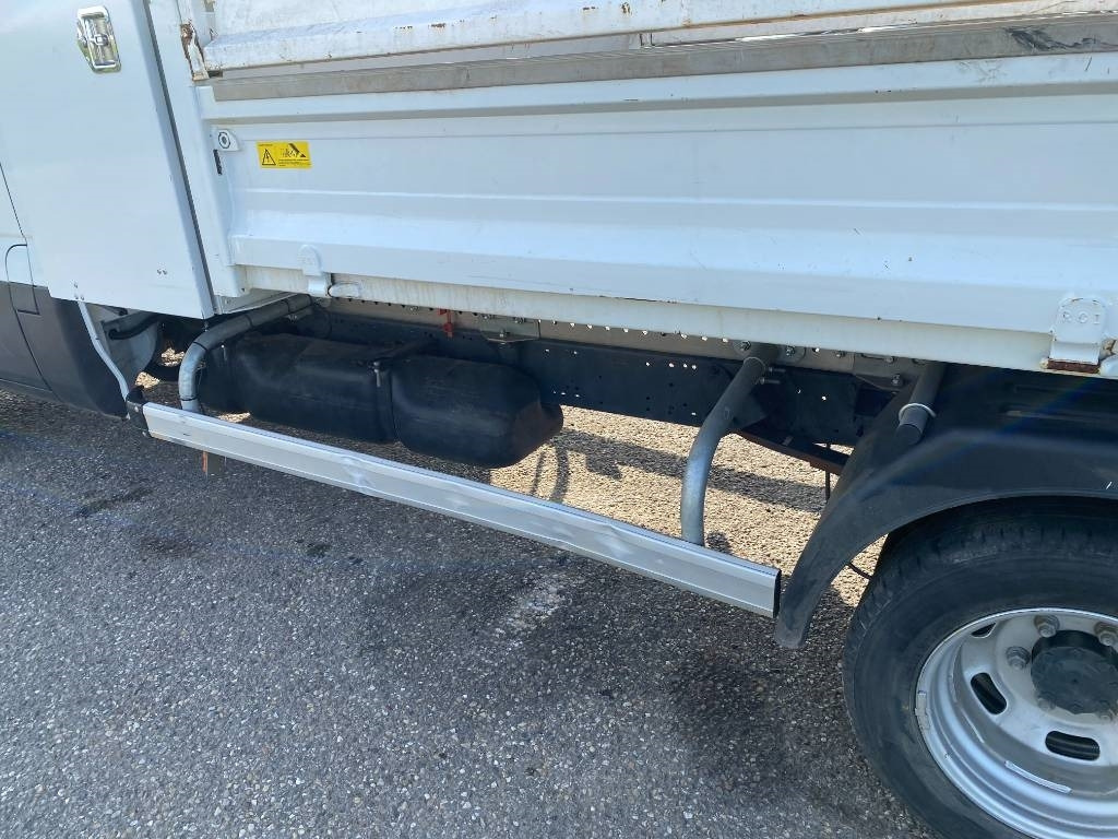 شاحنة توصيل مفتوحة Iveco DAILY 35-180/35C18 3.0-180 M/Jet endommagé: صورة 22