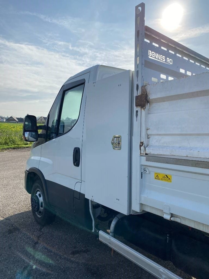 شاحنة توصيل مفتوحة Iveco DAILY 35-180/35C18 3.0-180 M/Jet endommagé: صورة 21