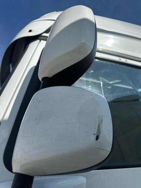 مقطورة السحب DAF XF 480: صورة 7