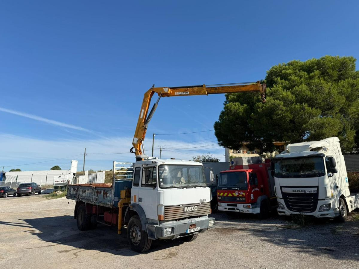 Iveco UNIC 175-24 BI-BENNE GRUE - شاحنة قلاب, شاحنة كرين: صورة 3 Iveco UNIC 175-24 BI-BENNE GRUE - شاحنة قلاب, شاحنة كرين: صورة 3