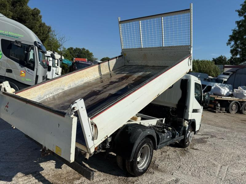 Mitsubishi Fuso Canter 3C15 - قلاب صغير: صورة 4 Mitsubishi Fuso Canter 3C15 - قلاب صغير: صورة 4