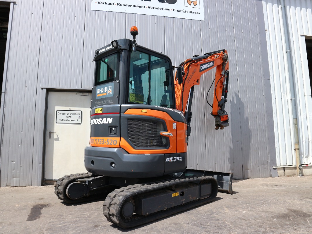 Doosan DX35Z-7 - حفار صغير: صورة 3 Doosan DX35Z-7 - حفار صغير: صورة 3