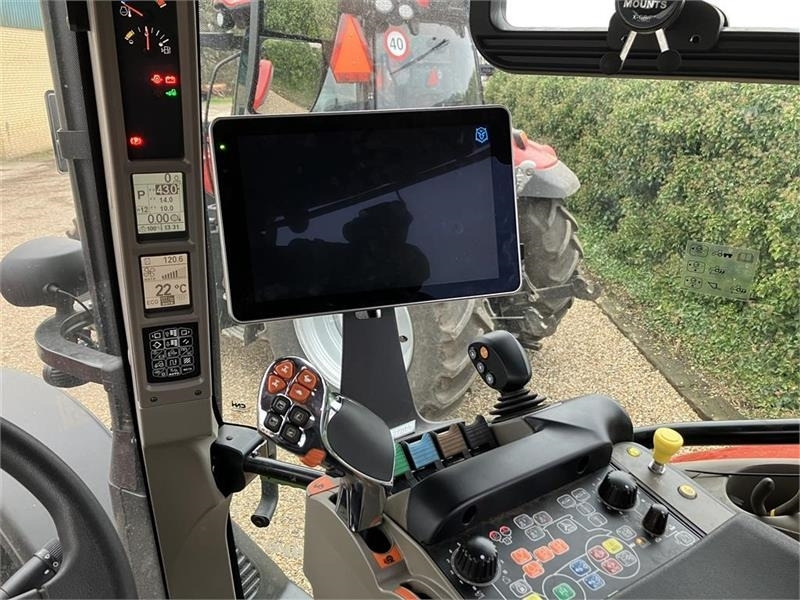 Case IH Maxxum 145 CVX - جرار: صورة 4 Case IH Maxxum 145 CVX - جرار: صورة 4