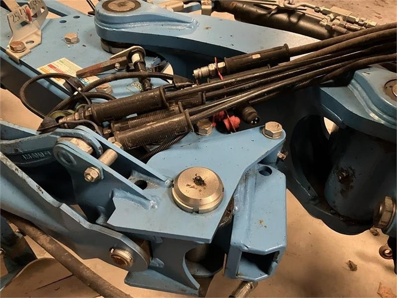 Lemken JUVEL 8VT 5L 100  - محراث: صورة 3 Lemken JUVEL 8VT 5L 100  - محراث: صورة 3