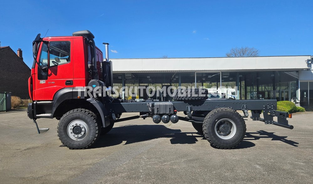 IVECO ASTRA HD9 44.38 12.9L TURBO DIESEL chassis cab heavy duty 4x4 single rear - EXPORT OUT EU - شاحنة بهيكل معدني للمقصورة: صورة 5 IVECO ASTRA HD9 44.38 12.9L TURBO DIESEL chassis cab heavy duty 4x4 single rear - EXPORT OUT EU - شاحنة بهيكل معدني للمقصورة: صورة 5