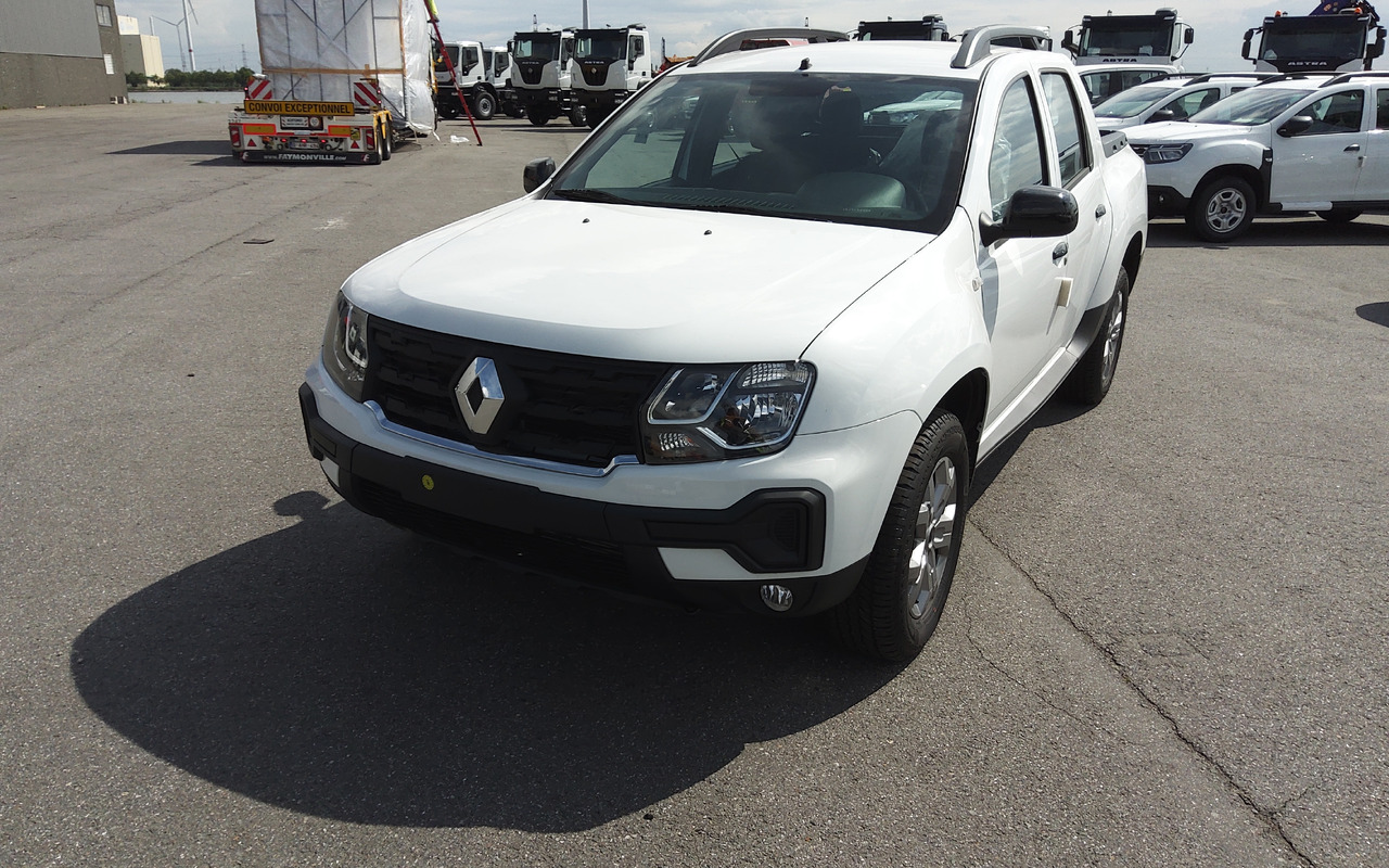 Renault Oroch Pick-up 4x2 1.6L Petrol Manual new model - شاحنة البيك أب: صورة 1 Renault Oroch Pick-up 4x2 1.6L Petrol Manual new model - شاحنة البيك أب: صورة 1
