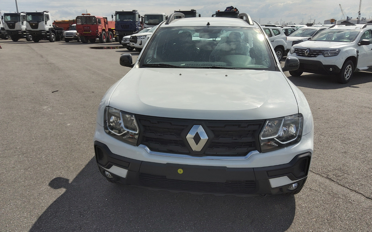 Renault Oroch Pick-up 4x2 1.6L Petrol Manual new model - شاحنة البيك أب: صورة 2 Renault Oroch Pick-up 4x2 1.6L Petrol Manual new model - شاحنة البيك أب: صورة 2