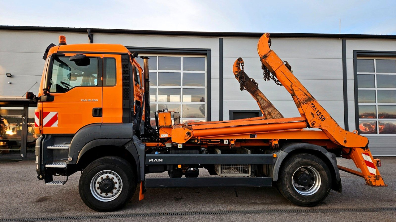 MAN TGS 18.360 4x4 BL Euro5 Palfinger Winterdienst - شاحنة قلاب: صورة 2 MAN TGS 18.360 4x4 BL Euro5 Palfinger Winterdienst - شاحنة قلاب: صورة 2