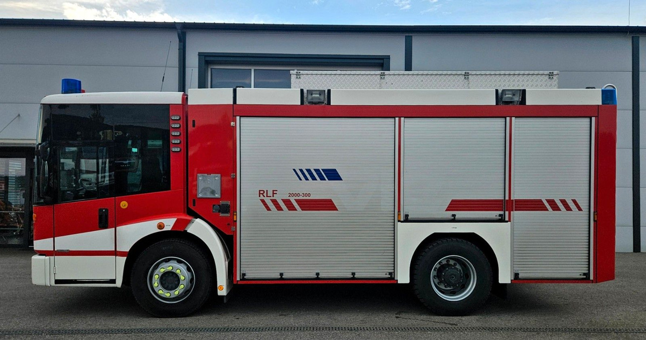 Mercedes-Benz 1829 Feuerwehr Ziegler RLF 2000/300 TLF Winde - شاحنة حريق: صورة 2 Mercedes-Benz 1829 Feuerwehr Ziegler RLF 2000/300 TLF Winde - شاحنة حريق: صورة 2
