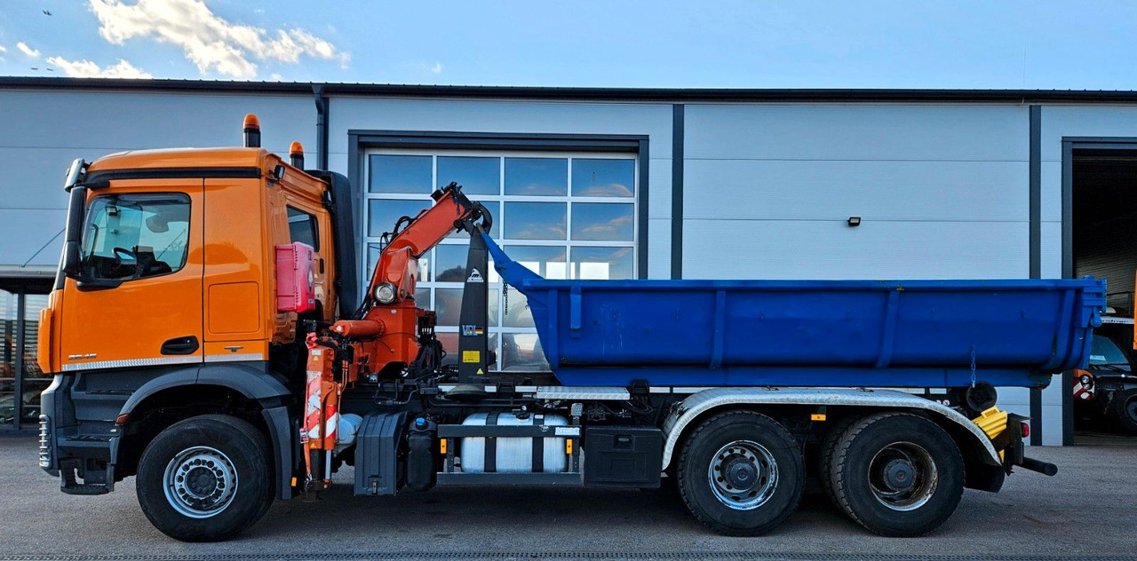 Mercedes-Benz AROCS 2645 6x4 Kran Atlas 240.2E A4 - شاحنة برافعة خطافية, شاحنة كرين: صورة 2 Mercedes-Benz AROCS 2645 6x4 Kran Atlas 240.2E A4 - شاحنة برافعة خطافية, شاحنة كرين: صورة 2