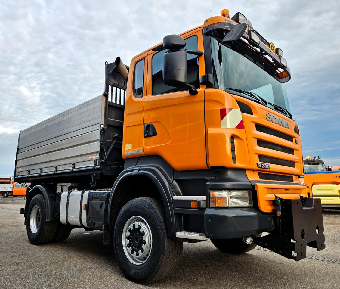 Scania R380 4x4 Winterdienst Euro4 - شاحنة قلاب: صورة 1 Scania R380 4x4 Winterdienst Euro4 - شاحنة قلاب: صورة 1