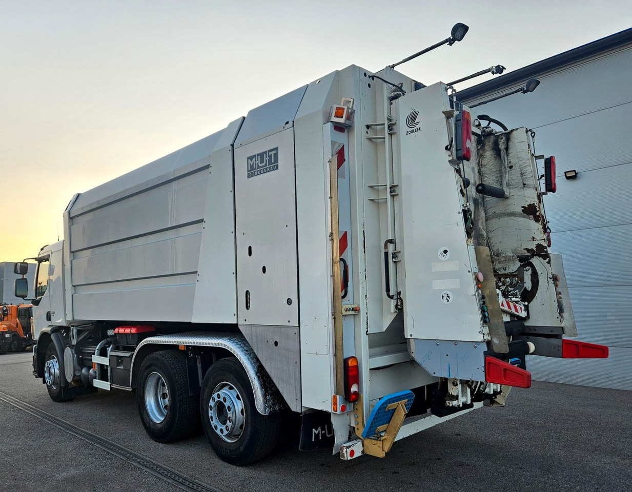 Volvo FM320 Rotopress MUT FAUN Euro5 115tkm - شاحنة قمامة: صورة 3 Volvo FM320 Rotopress MUT FAUN Euro5 115tkm - شاحنة قمامة: صورة 3