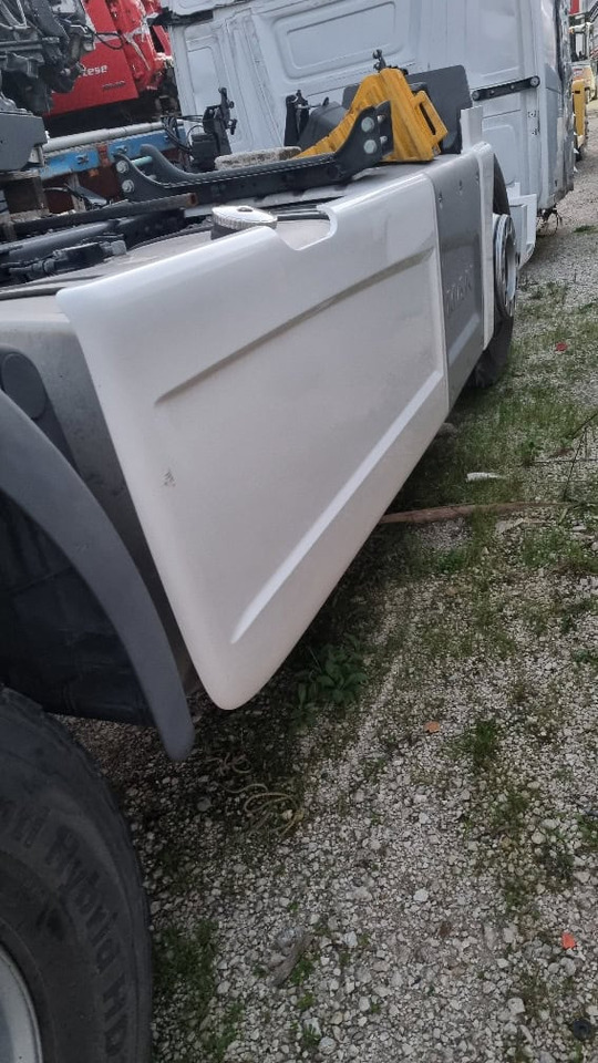 MAN TGX E6 pezzi di ricambio - قطع الغيار - شاحنة: صورة 2 MAN TGX E6 pezzi di ricambio - قطع الغيار - شاحنة: صورة 2