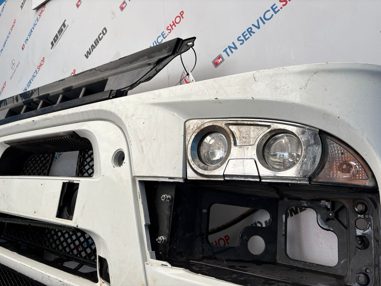 Paraurti Anteriore Iveco 5801258838 - مصد - شاحنة: صورة 3 Paraurti Anteriore Iveco 5801258838 - مصد - شاحنة: صورة 3