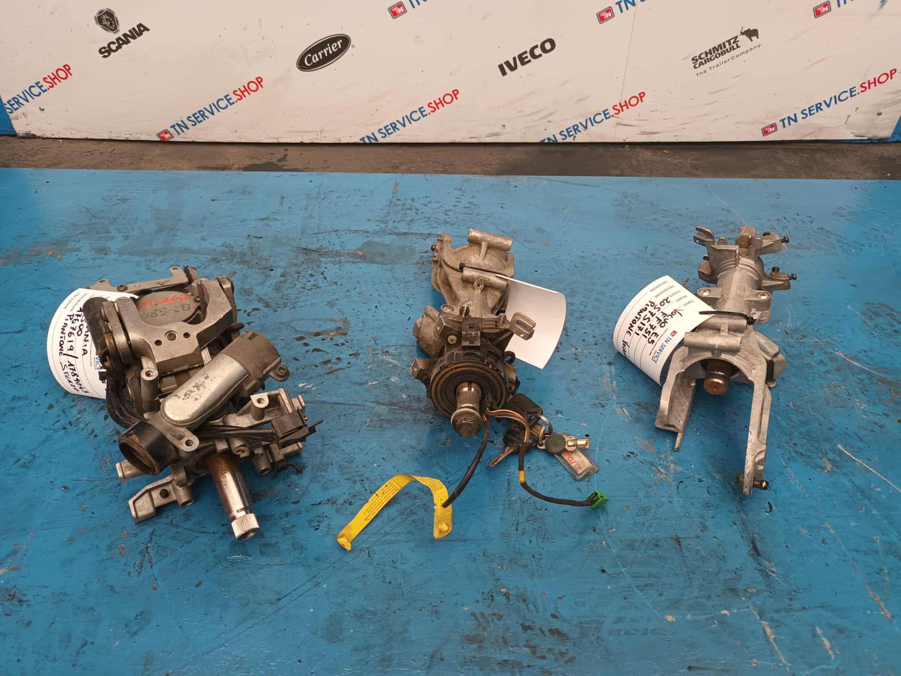 Piantone Sterzo Volvo Scania - عمود التوجيه - شاحنة: صورة 1 Piantone Sterzo Volvo Scania - عمود التوجيه - شاحنة: صورة 1