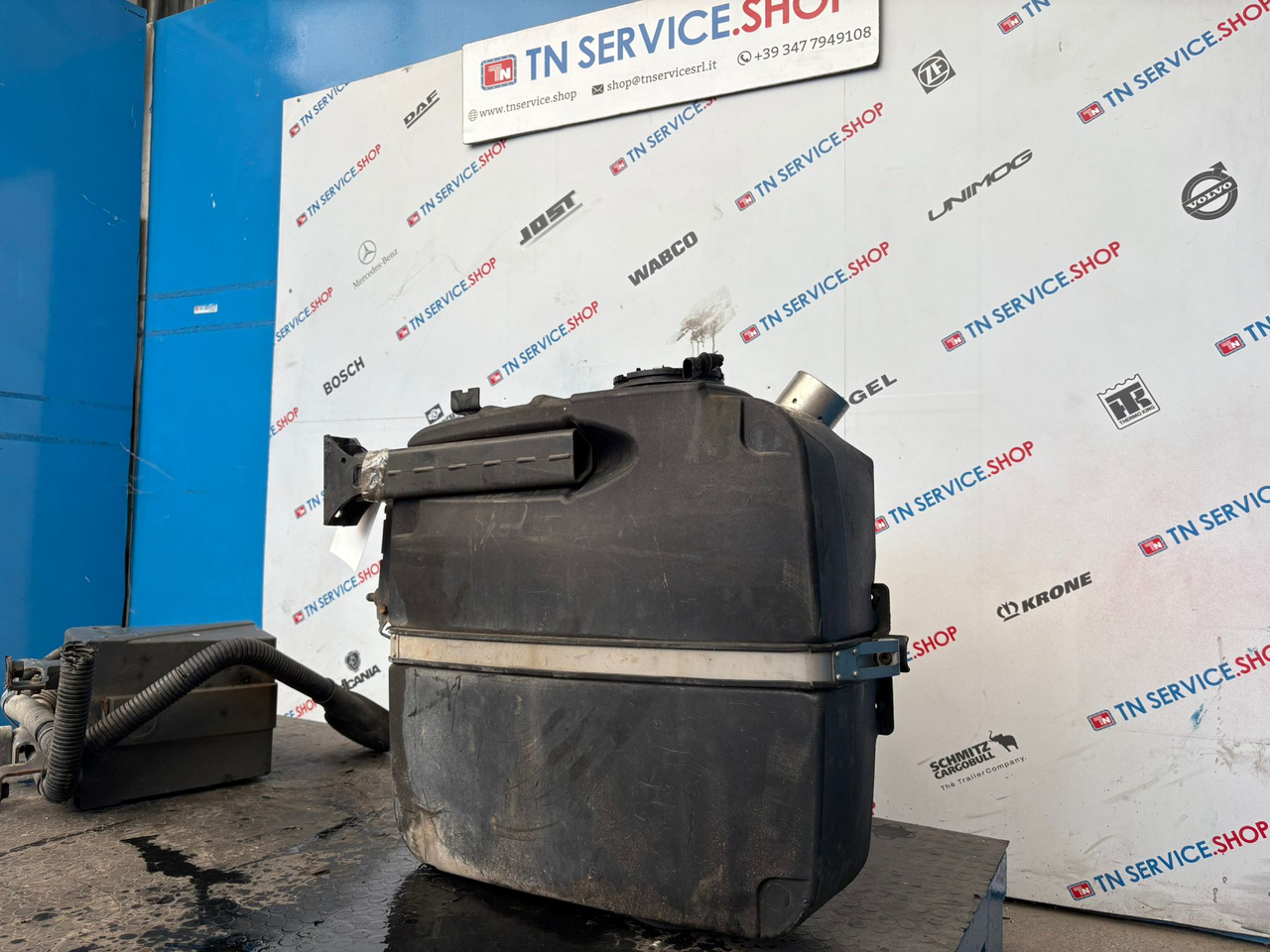 Serbatoio Adblue Iveco - خزان سائل AdBlue - شاحنة توصيل مغلقة: صورة 2 Serbatoio Adblue Iveco - خزان سائل AdBlue - شاحنة توصيل مغلقة: صورة 2