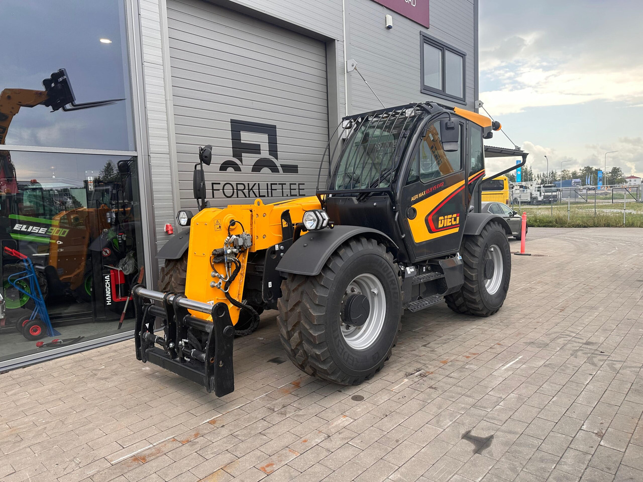 Dieci Agri Max 65.8 VS EVO2 GD - آلة رفع ونقل تلسكوبية: صورة 1 Dieci Agri Max 65.8 VS EVO2 GD - آلة رفع ونقل تلسكوبية: صورة 1