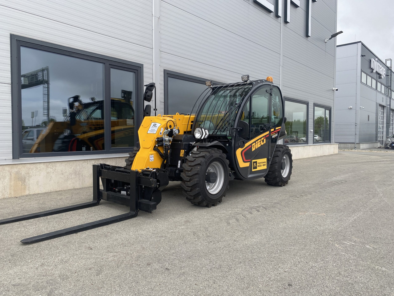 Dieci Mini Agri 20.4 SMART 37 kW - آلة رفع ونقل تلسكوبية: صورة 1 Dieci Mini Agri 20.4 SMART 37 kW - آلة رفع ونقل تلسكوبية: صورة 1