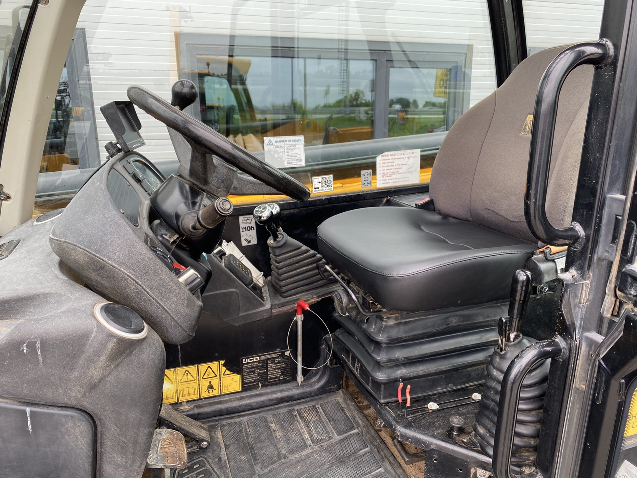 JCB 540-140 - آلة رفع ونقل تلسكوبية: صورة 5 JCB 540-140 - آلة رفع ونقل تلسكوبية: صورة 5