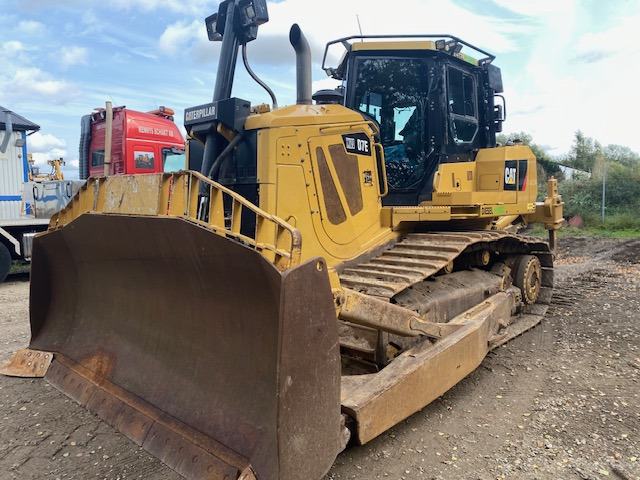 CATERPILLAR D7E - بلدوزر: صورة 1 CATERPILLAR D7E - بلدوزر: صورة 1