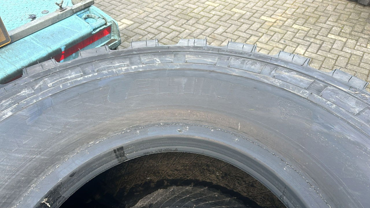 Michelin 23.5-25 XHA Banden 2 Stuks - إطارات: صورة 2 Michelin 23.5-25 XHA Banden 2 Stuks - إطارات: صورة 2