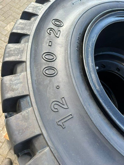Trelleborg 12.00-20 - إطارات: صورة 2 Trelleborg 12.00-20 - إطارات: صورة 2