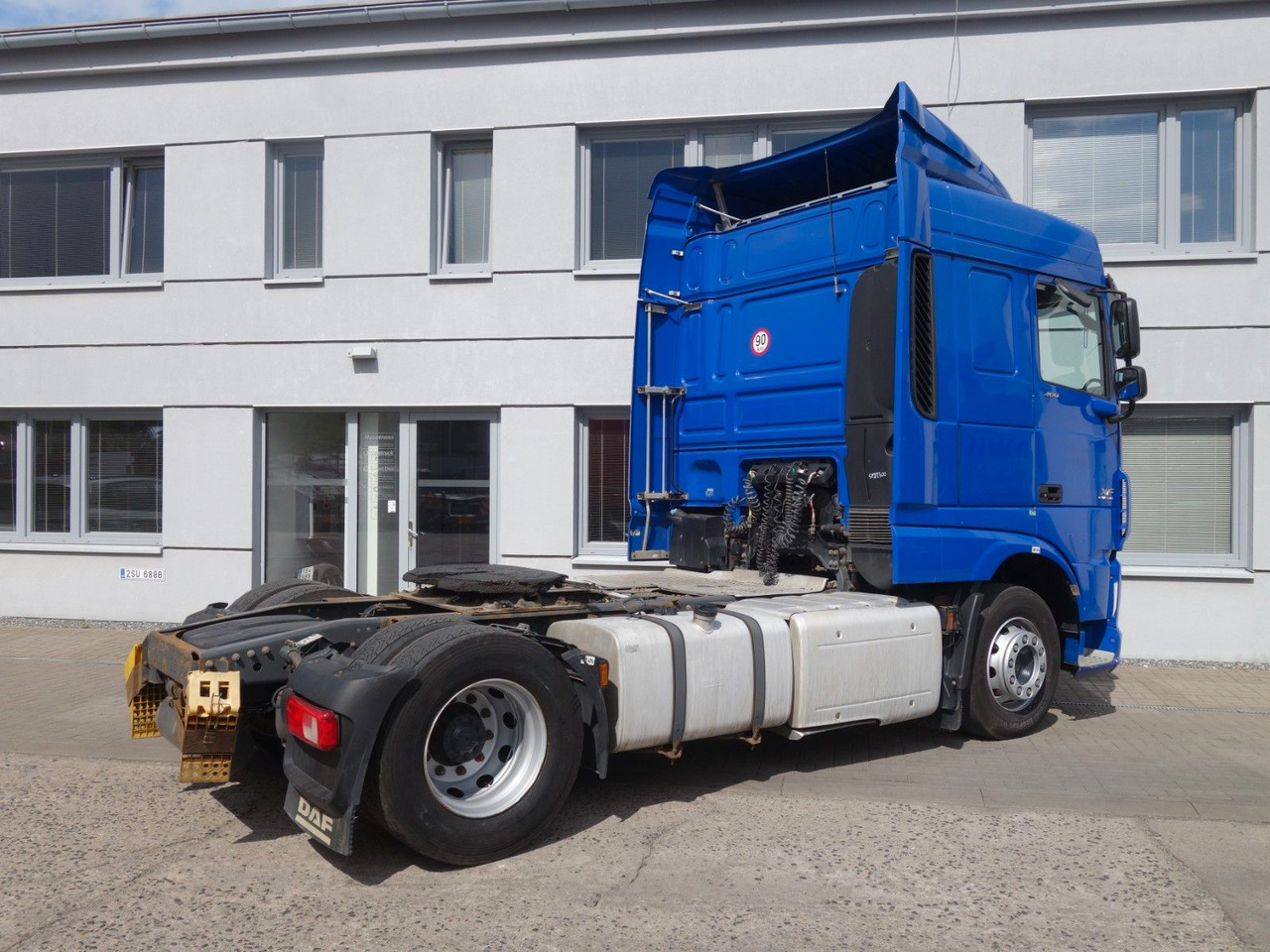 DAF XF 460 SC Standard - مقطورة السحب: صورة 5 DAF XF 460 SC Standard - مقطورة السحب: صورة 5