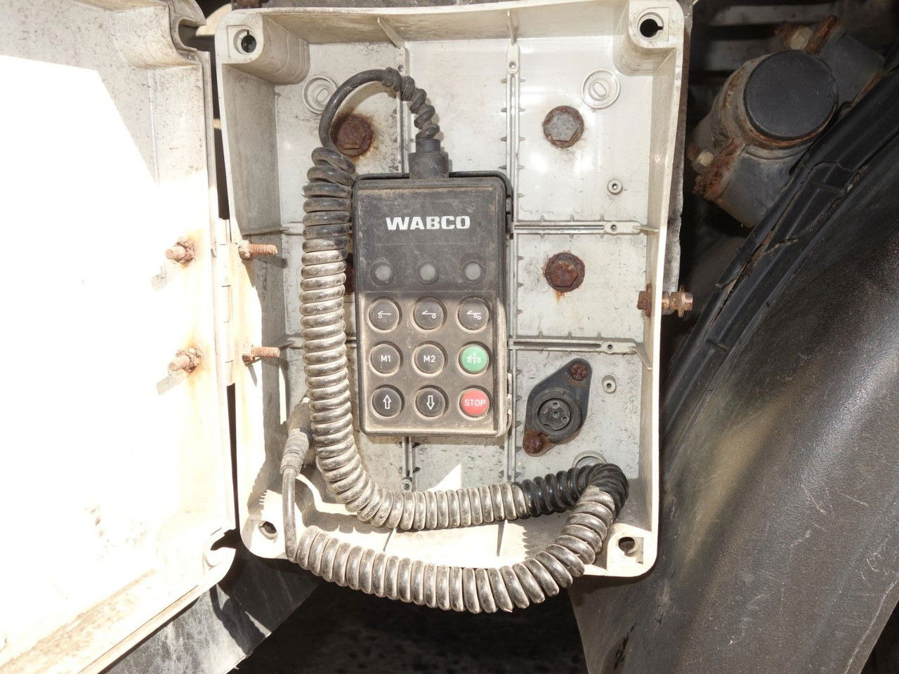 نصف مقطورة نقل سيارات Diversen Svan CH33, für 2 LKWs: صورة 12 نصف مقطورة نقل سيارات Diversen Svan CH33, für 2 LKWs: صورة 12