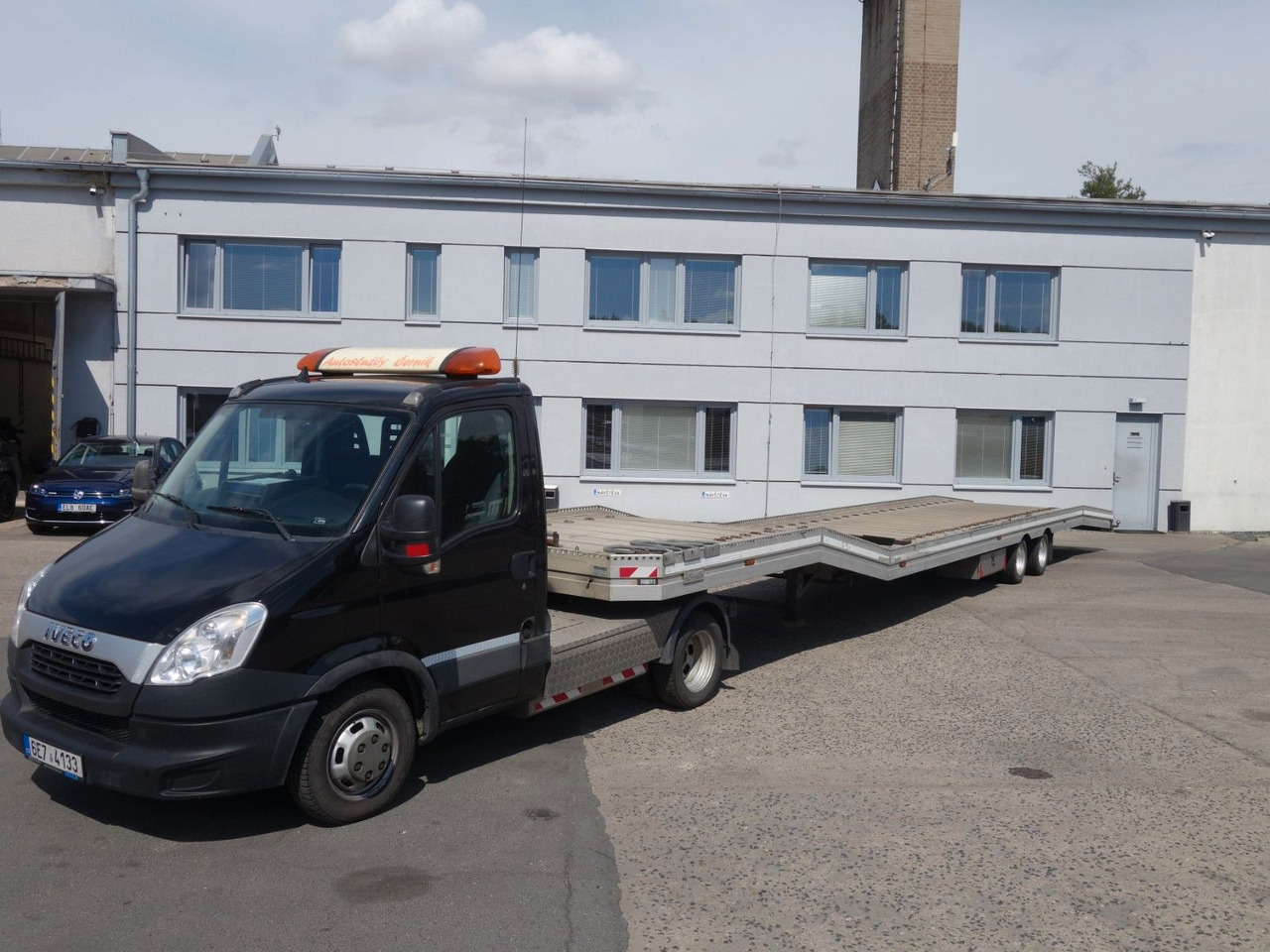 Iveco Daily 35C17 mit Anhänger für 3 PKW - شاحنة نقل سيارات شاحنة: صورة 1 Iveco Daily 35C17 mit Anhänger für 3 PKW - شاحنة نقل سيارات شاحنة: صورة 1