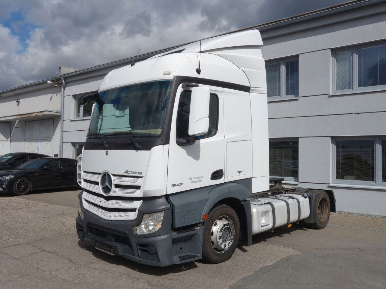 Mercedes-Benz Actros 1842 Lsnrl, Standklima, 2 Stk. - رأس تريلا: صورة 2 Mercedes-Benz Actros 1842 Lsnrl, Standklima, 2 Stk. - رأس تريلا: صورة 2