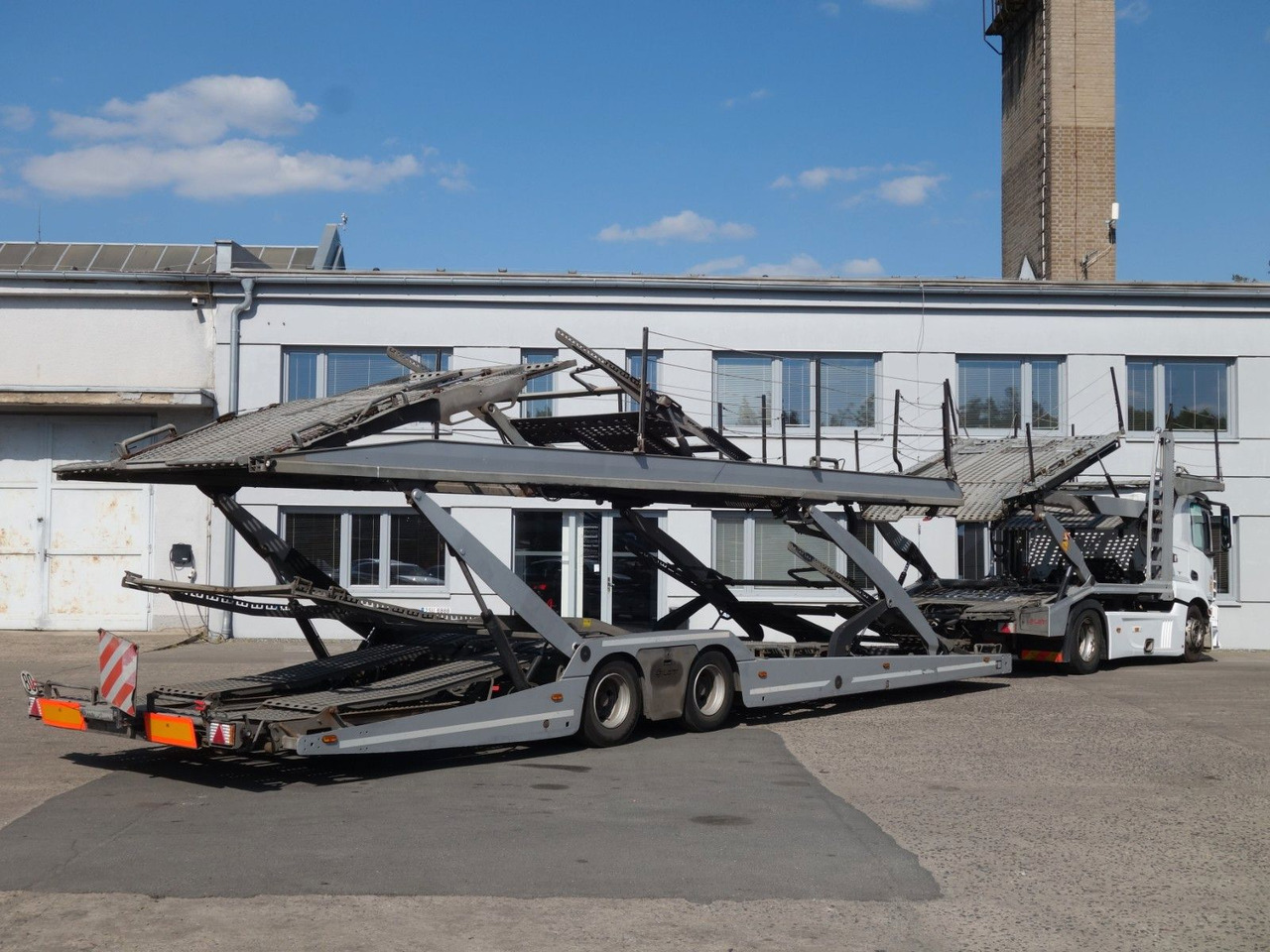 Mercedes-Benz Actros 1846 mit Euro LOHR, VDI Certificate - شاحنة نقل سيارات شاحنة: صورة 3 Mercedes-Benz Actros 1846 mit Euro LOHR, VDI Certificate - شاحنة نقل سيارات شاحنة: صورة 3