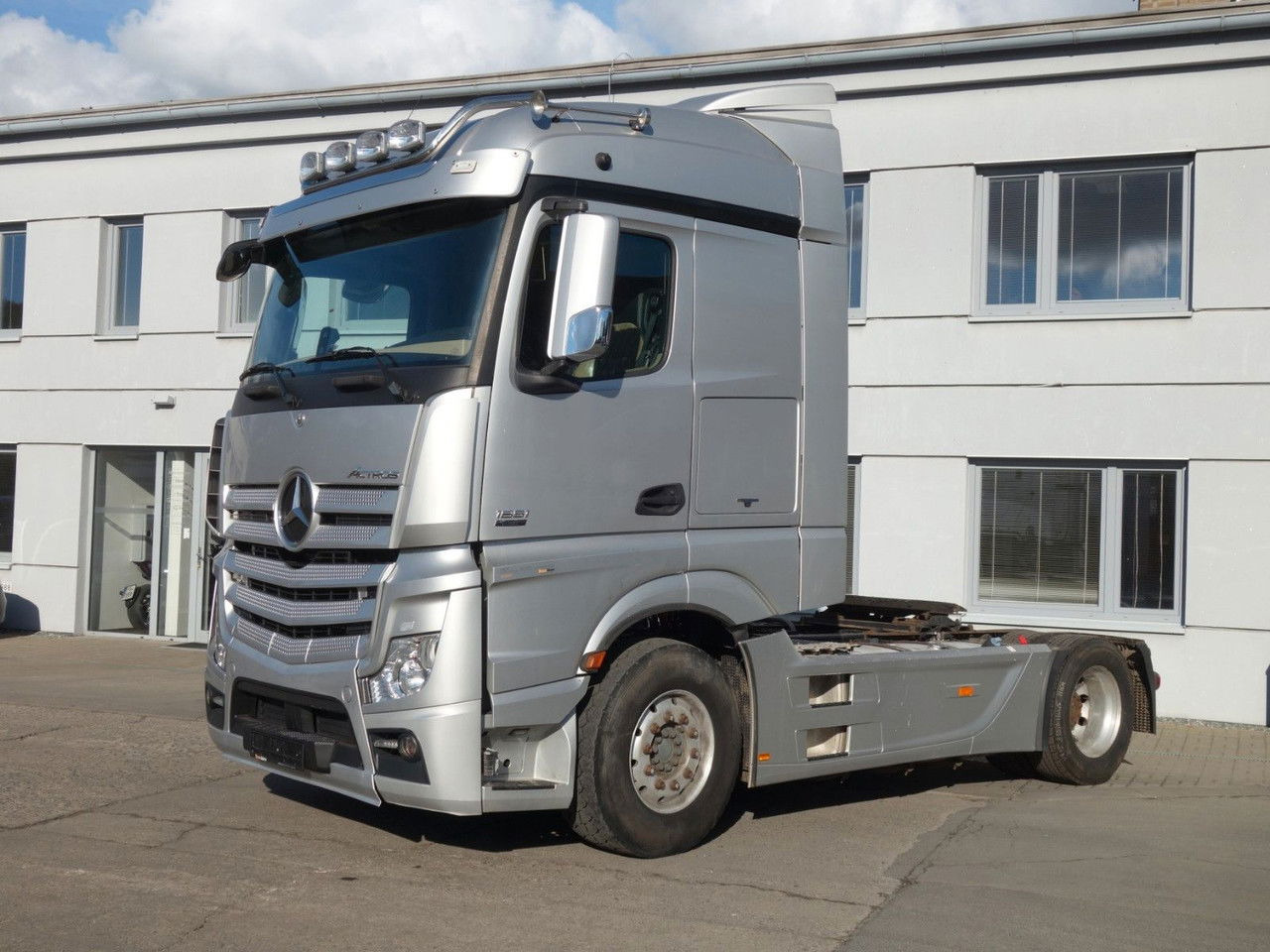 Mercedes-Benz Actros 1851 Retarder, Standard, Alu Felgen - رأس تريلا: صورة 2 Mercedes-Benz Actros 1851 Retarder, Standard, Alu Felgen - رأس تريلا: صورة 2