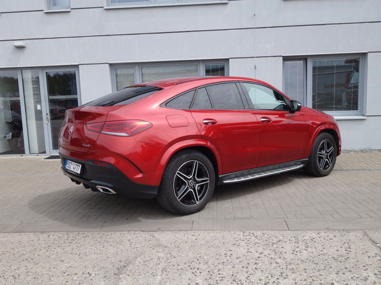 Mercedes-Benz GLE-klasse 400 d 4Matic Coupe Pano - كوبيه: صورة 5 Mercedes-Benz GLE-klasse 400 d 4Matic Coupe Pano - كوبيه: صورة 5
